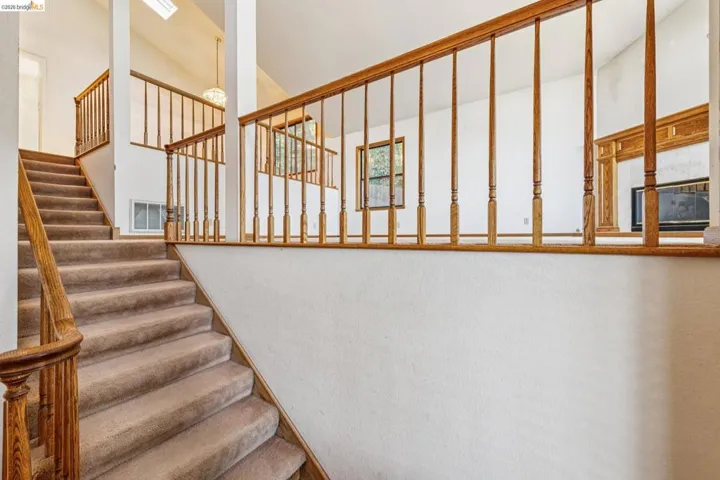 3510 Brunell Dr, Oakland, California 94602