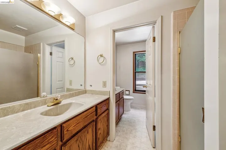 3510 Brunell Dr, Oakland, California 94602