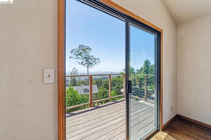 3510 Brunell Dr, Oakland, California 94602