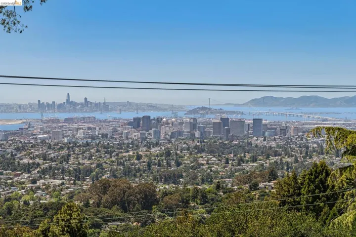 3510 Brunell Dr, Oakland, California 94602