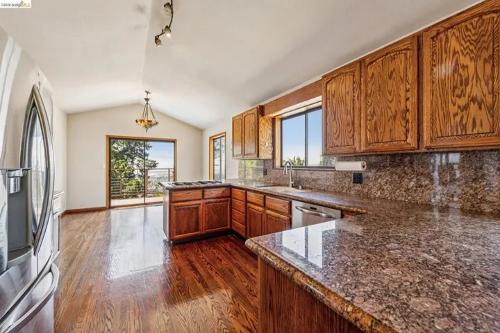 3510 Brunell Dr, Oakland, California 94602