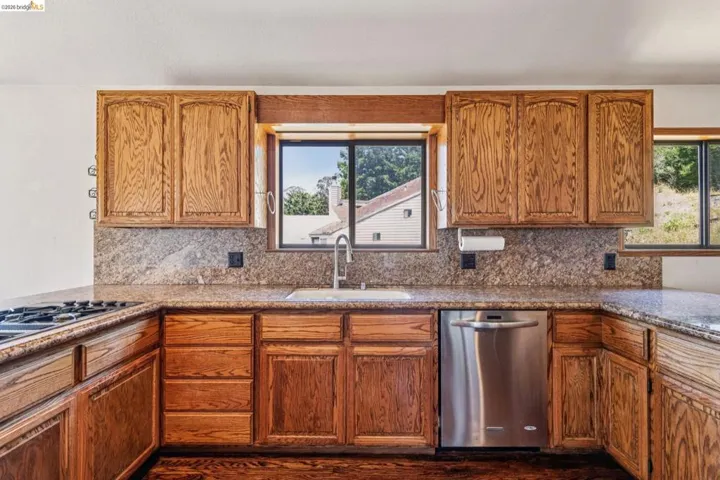 3510 Brunell Dr, Oakland, California 94602