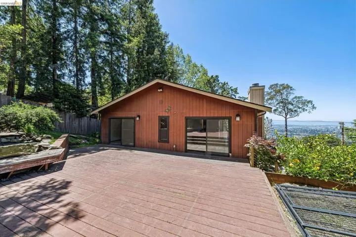 3510 Brunell Dr, Oakland, California 94602