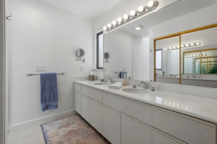 35-Master Bathroom