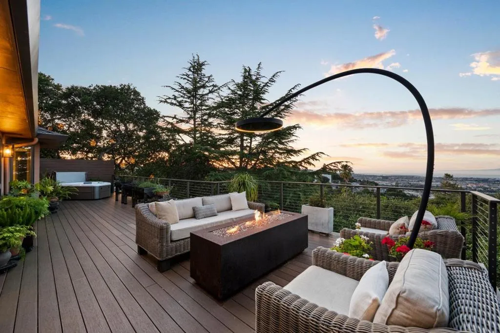 Deck with hot tub, fire pit, heat lamp, bbq