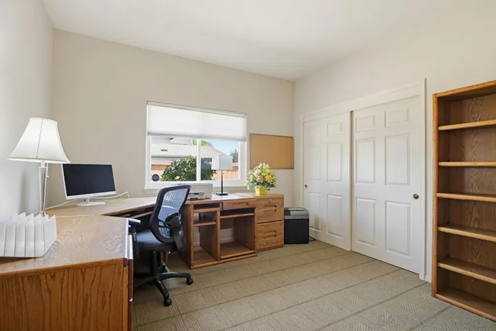 2071 Winamar, Escondido, California 92029