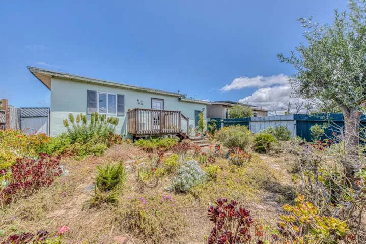 1833 Waring Street, Seaside, California 93955