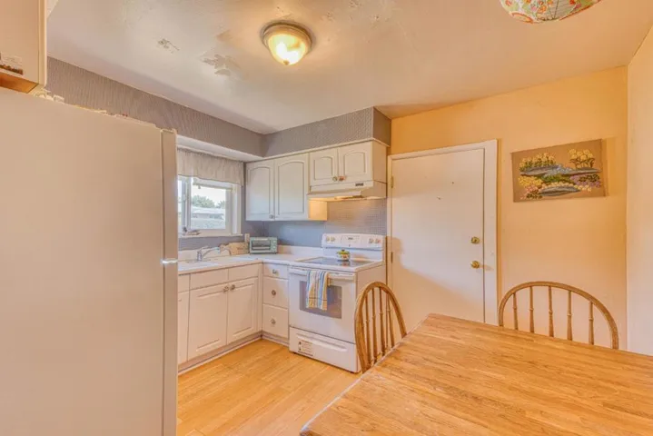 1833 Waring Street, Seaside, California 93955