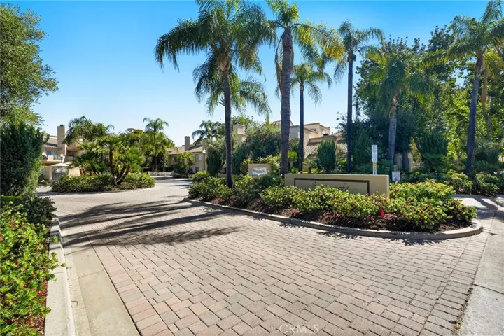 23845 Del Monte 67, Valencia, California 91355
