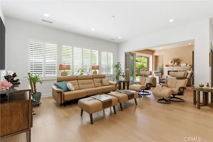 14 Volar, Rancho Mission Viejo, California 92694