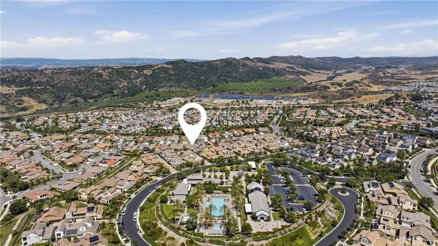 This property is just steps away from The Getaway - an exclusive amenity for 55+ residents