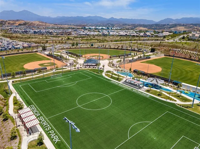 14 Volar, Rancho Mission Viejo, California 92694