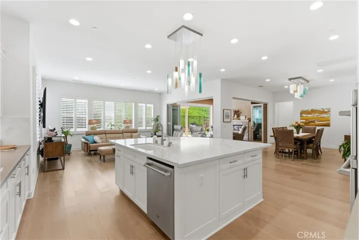 14 Volar, Rancho Mission Viejo, California 92694