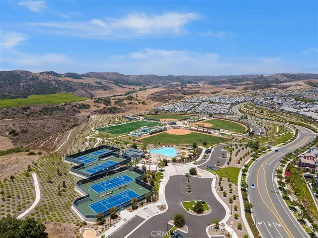 14 Volar, Rancho Mission Viejo, California 92694