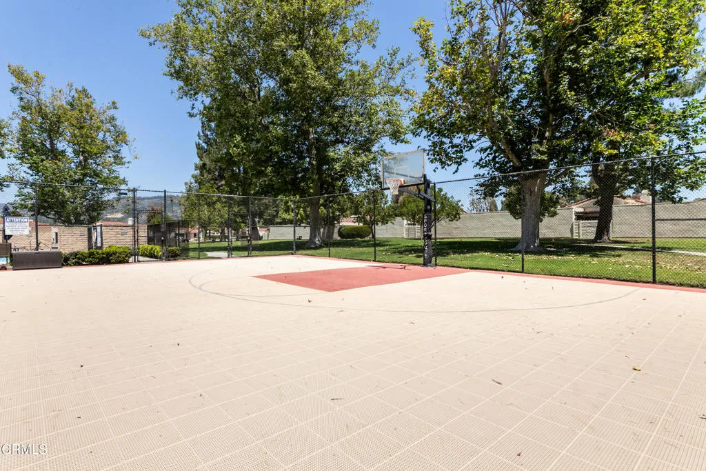 2210 Placita San Dimas36