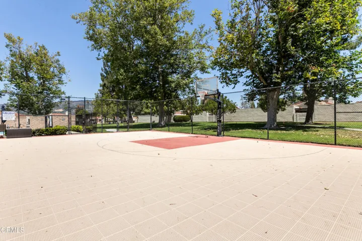 2210 Placita San Dimas36