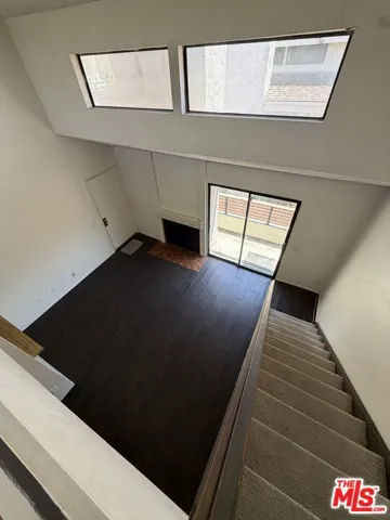 8221 Langdon Avenue 204, Van Nuys, California 91406