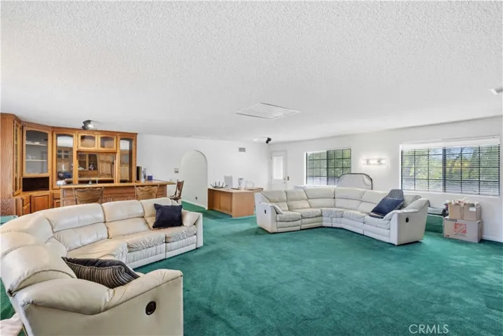 Upper Wing Loft