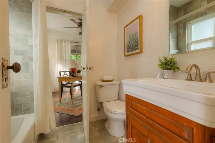 1514 Salem Street, Chico, California 95928