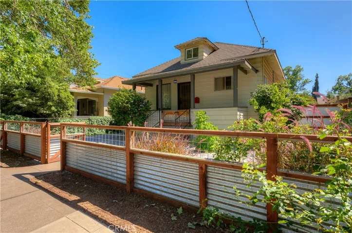 1514 Salem Street, Chico, California 95928