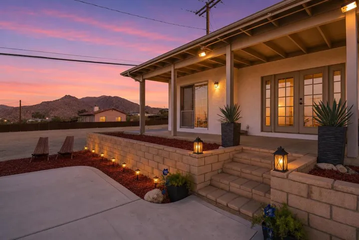 Backpatio- left side at twilight