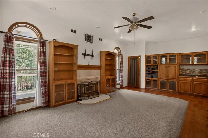 2708 Grey Fox Dr. Drive, Weed, California 96064