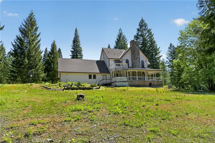 2708 Grey Fox Dr. Drive, Weed, California 96064