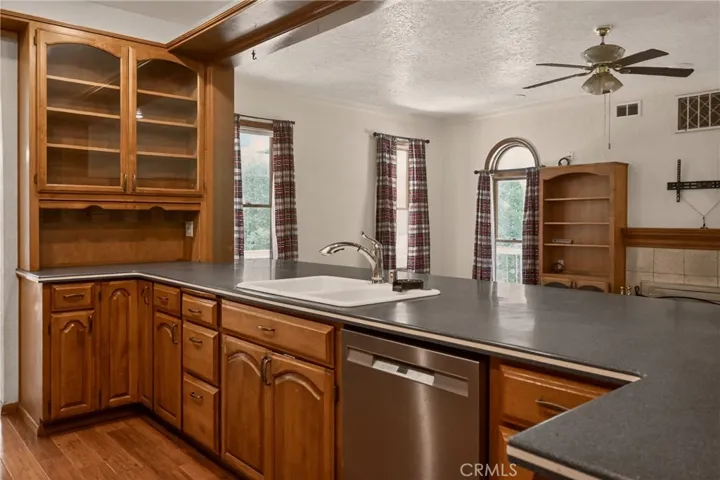 2708 Grey Fox Dr. Drive, Weed, California 96064