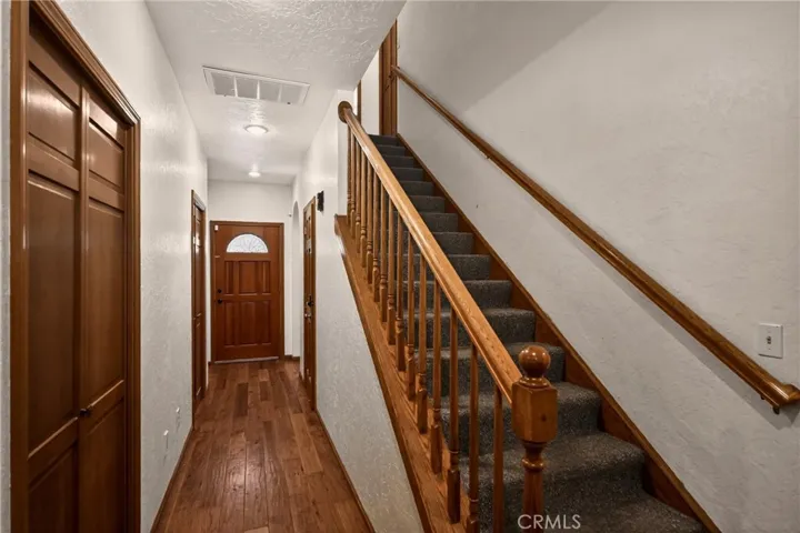 2708 Grey Fox Dr. Drive, Weed, California 96064