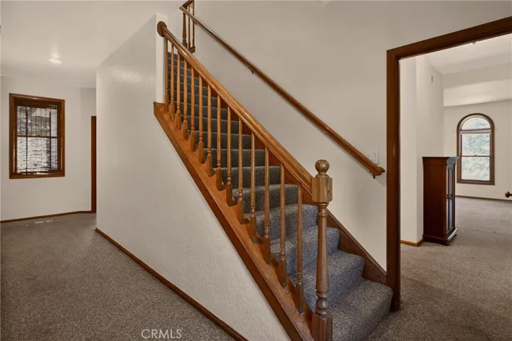 2708 Grey Fox Dr. Drive, Weed, California 96064