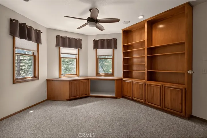 2708 Grey Fox Dr. Drive, Weed, California 96064