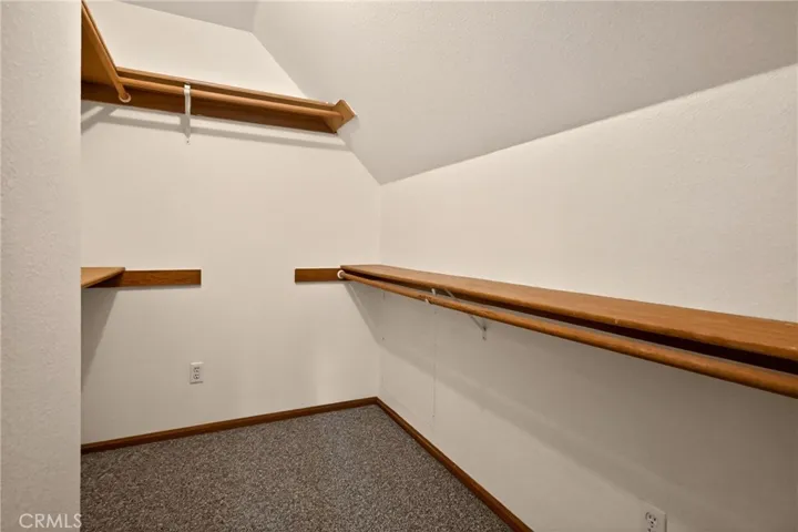 2708 Grey Fox Dr. Drive, Weed, California 96064