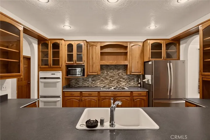 2708 Grey Fox Dr. Drive, Weed, California 96064