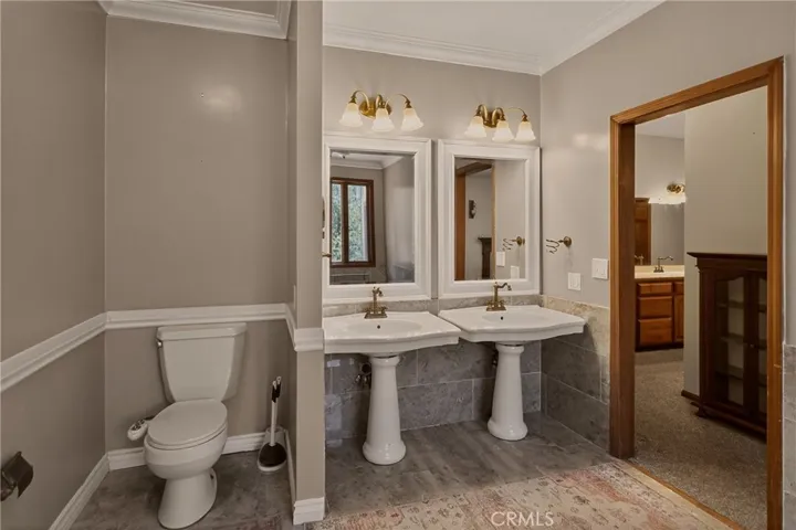 2708 Grey Fox Dr. Drive, Weed, California 96064