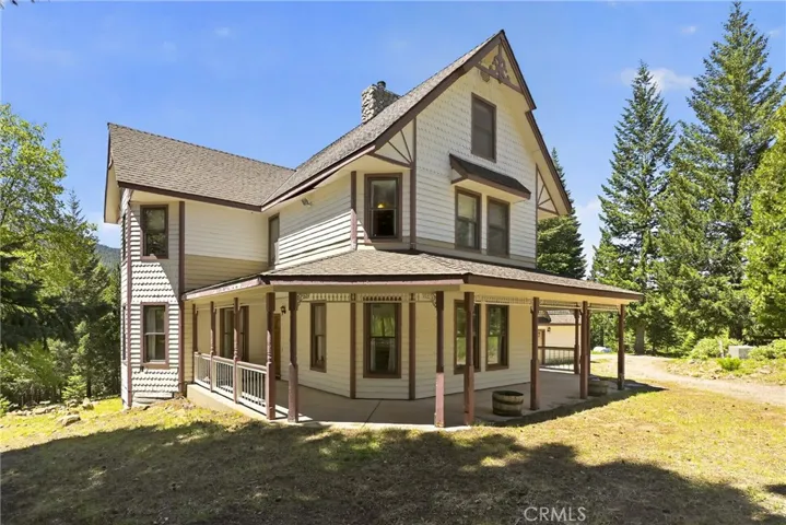 2708 Grey Fox Dr. Drive, Weed, California 96064