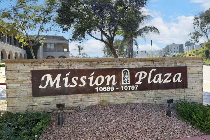 10737 San Diego Mission Rd.#106, San Diego, California 92108