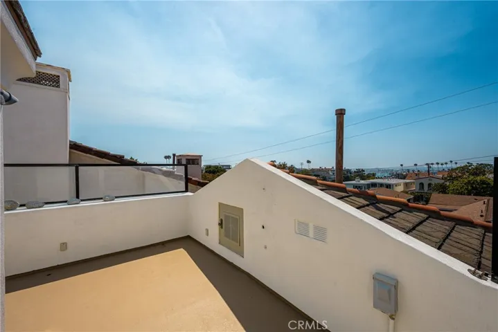 Rooftop deck