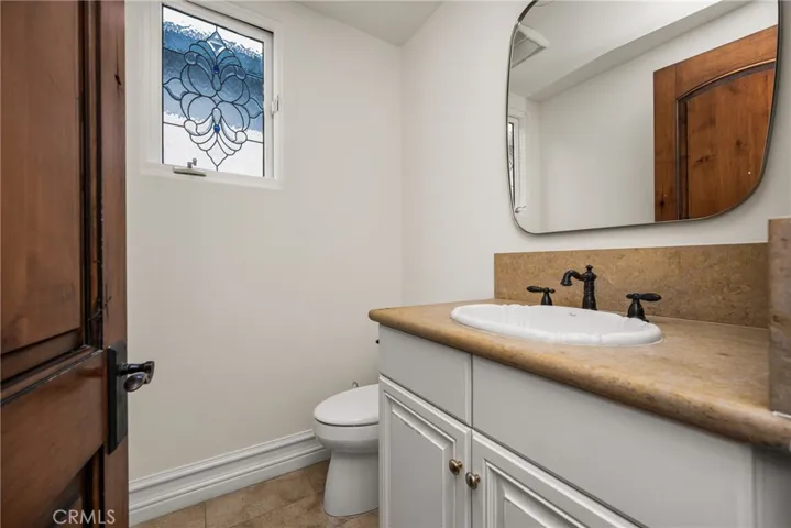 Powder bath on 2nd level