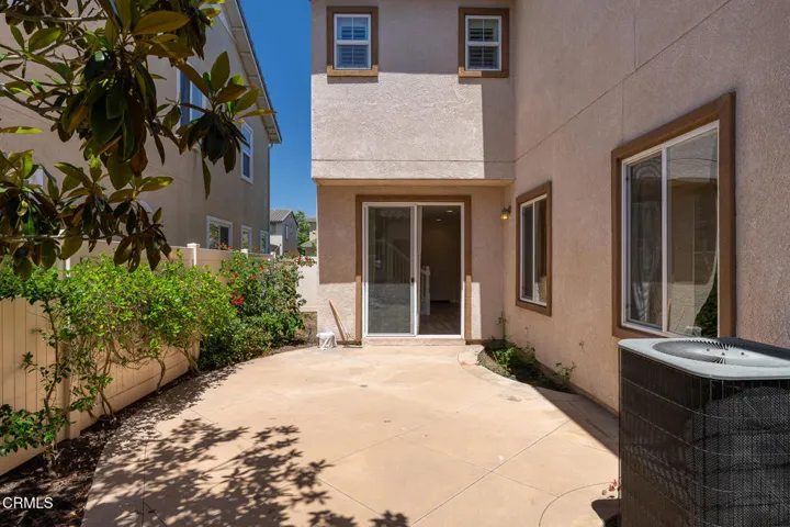 326 Lakeview Ct-31