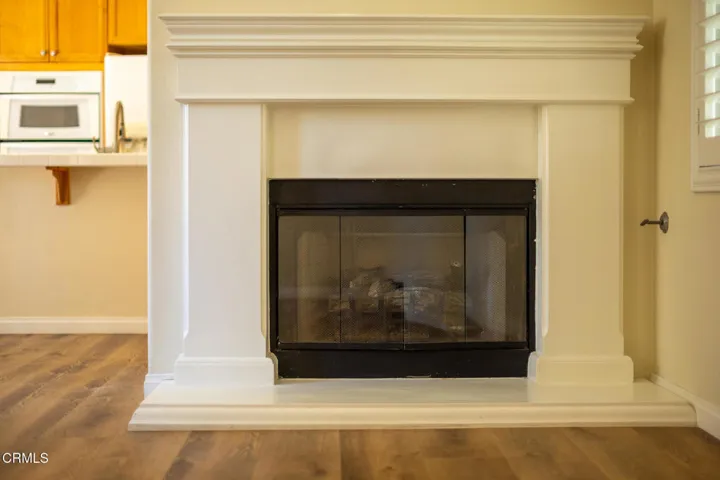326 Lakeview Ct-15