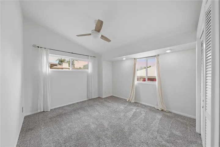 146 Barhaven, Fallbrook, California 92028