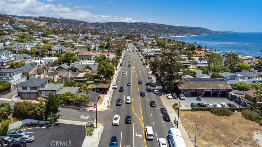 Another south view of PCH and Laguna Beach.
