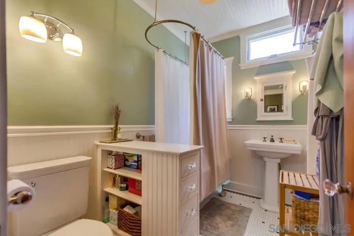 3001 Kalmia, San Diego, California 92104