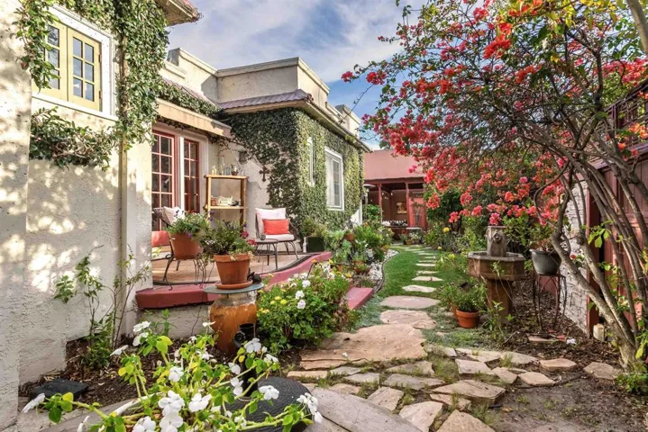 3001 Kalmia, San Diego, California 92104