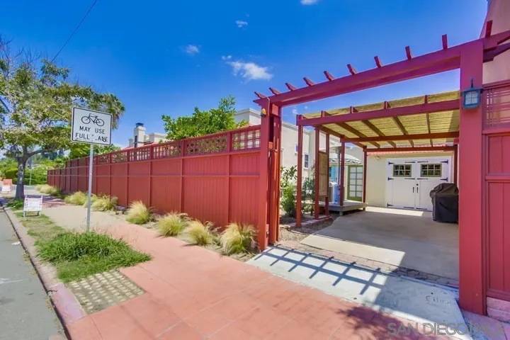 3001 Kalmia, San Diego, California 92104