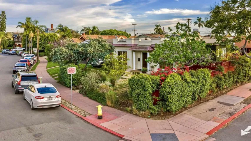 3001 Kalmia, San Diego, California 92104