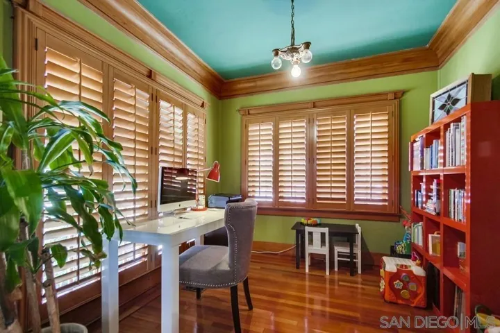 3001 Kalmia, San Diego, California 92104