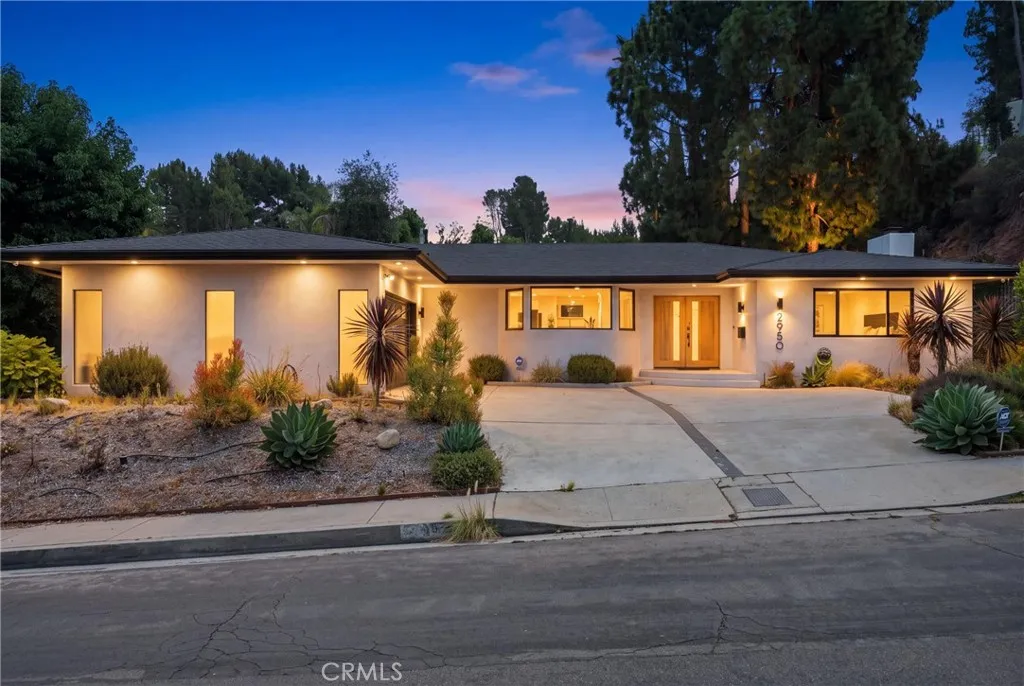 2950 Dona Emilia Dr