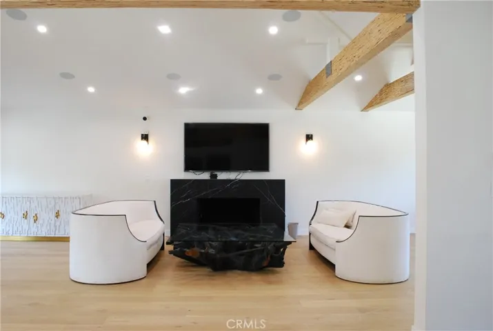 2950 Dona Emilia Drive, Studio City, California 91604