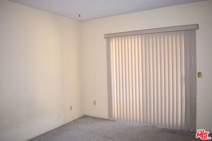 1711 Grismer Avenue 63, Burbank, California 91504